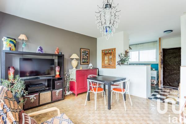 Duplex 4 pièces de 69 m² à Cenon (33150)