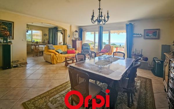 Appartement à vendre    4 pièces • 107 m2 Bandol