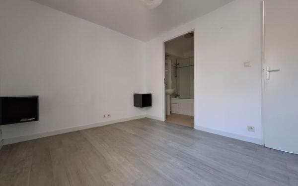 Appartement à vendre    2 pièces • 42,94 m2 La Rochelle