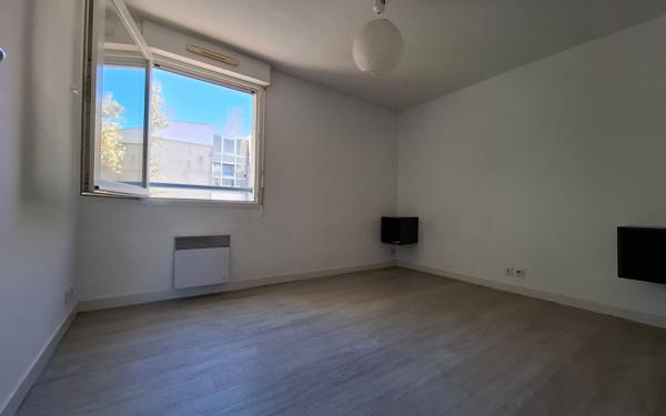 Appartement à vendre    2 pièces • 42,94 m2 La Rochelle