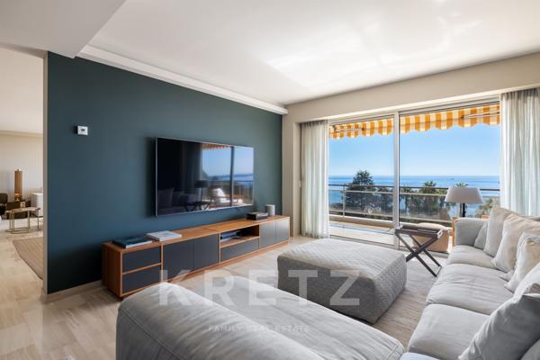 Appartement 4 pièces 150m2 Terrasse Vue Mer Vallauris limite Cannes