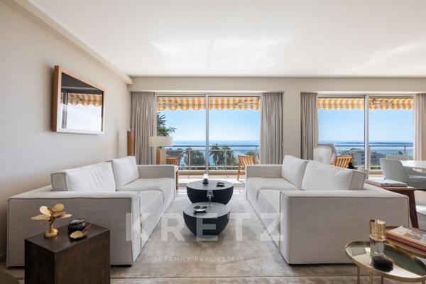 Appartement 4 pièces 150m2 Terrasse Vue Mer Vallauris limite Cannes