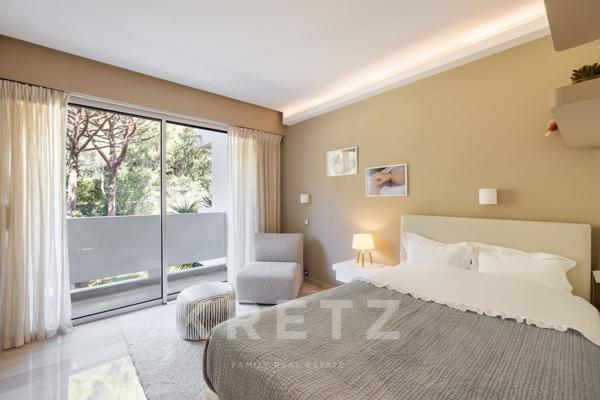 Appartement 4 pièces 150m2 Terrasse Vue Mer Vallauris limite Cannes