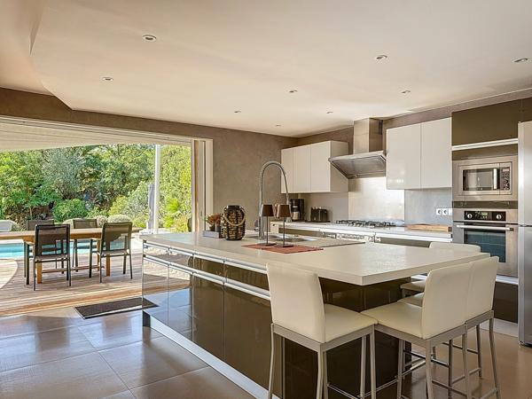 Maison à vendre  6 pièces - 201 m2 PORTO VECCHIO - 201