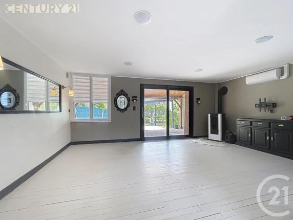 Maison à vendre  4 pièces - 130,90 m 2   MONTPON MENESTEROL  - 24