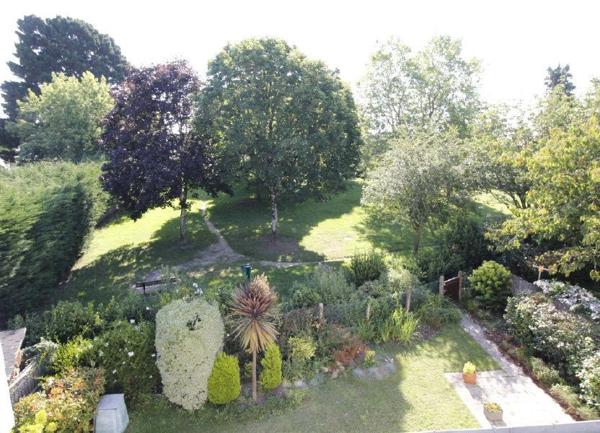 VANNES Maison 7 pièces 144 m²