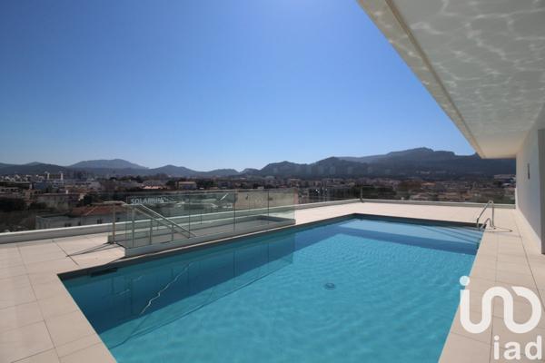 Appartement 3 pièces de 70 m² à Marseille (13008)