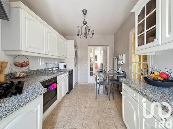 Maison à vendre 7 pièces 140 m² Le Blanc-Mesnil