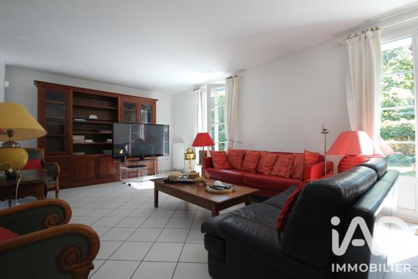 Maison à vendre 8 pièces 155 m² Maurepas