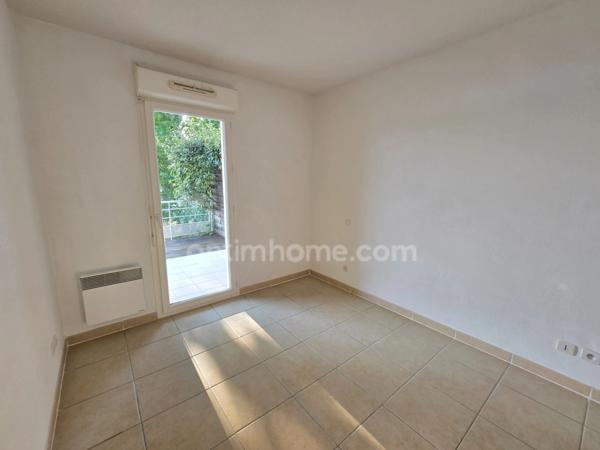 Appartement de vos rêves avec vue sur l'Étang de l'Olivier à Istres ! T2. 2 PIECES (13)
