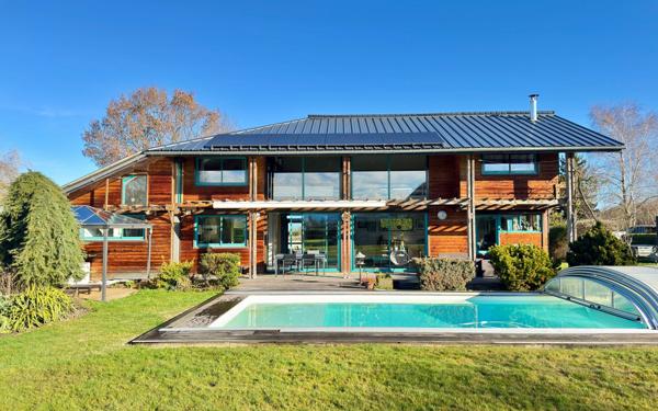 Maison à vendre    5 pièces •  Ger