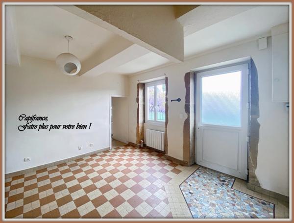 Dpt Saône et Loire (71), à vendre LA CHAPELLE SOUS DUN - maison 78 m² 4 pièces, 2 chambres, sur un terrain de 826 m²