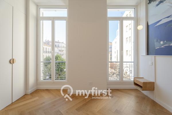 Haute-Ville de Toulon – Appartement haussmannien rénové, deux minutes de la Place de la Liberté