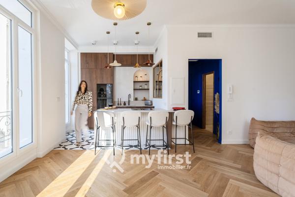 Haute-Ville de Toulon – Appartement haussmannien rénové, deux minutes de la Place de la Liberté