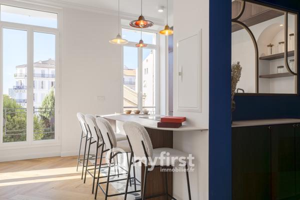 Haute-Ville de Toulon – Appartement haussmannien rénové, deux minutes de la Place de la Liberté