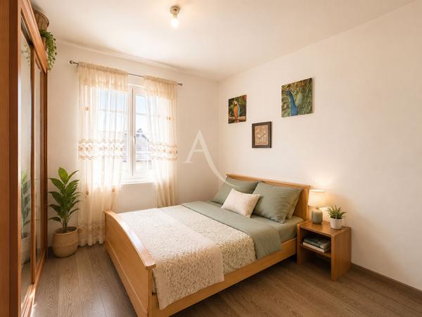 Maison Monnaie 6 pièce(s) 122 m2 -
