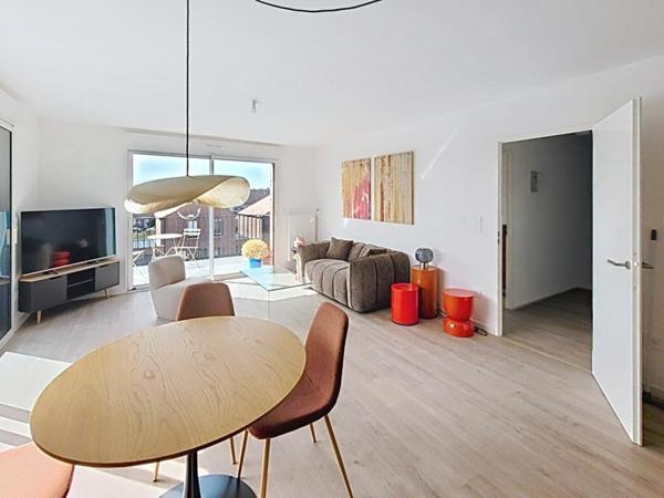 Halluin Appartement récent avec 2 chambres et terrasse