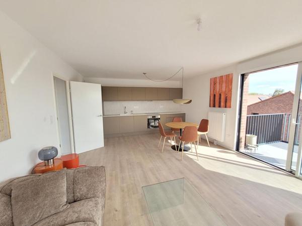 Halluin Appartement récent avec 2 chambres et terrasse