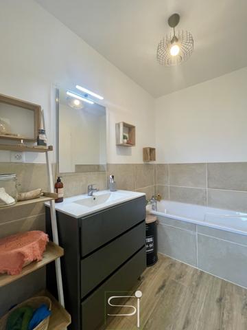 Maison 4 pièce(s) 3 chambre(s) 102 m²