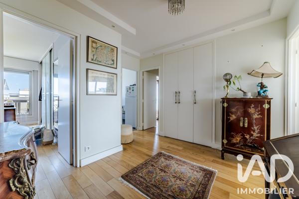 Appartement à vendre 5 pièces 88,83 m² Courbevoie