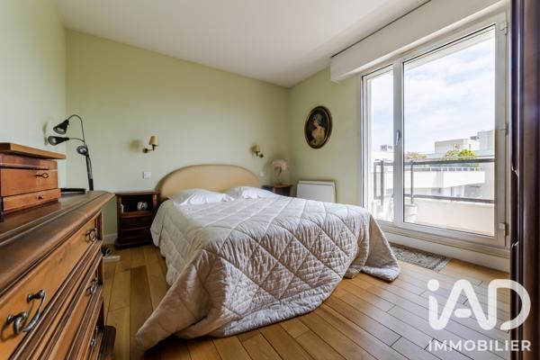 Appartement à vendre 5 pièces 88,83 m² Courbevoie