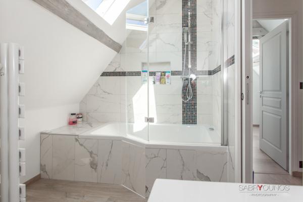 Duplex rénové T4 au 2d étage d'une petite copropriété ancienne en plein centre ville