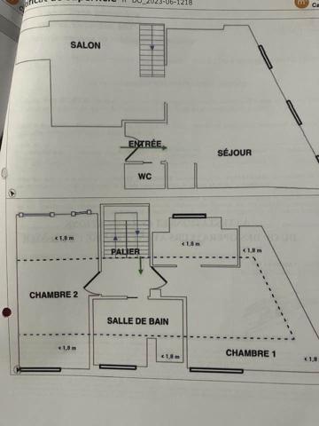 Duplex rénové T4 au 2d étage d'une petite copropriété ancienne en plein centre ville