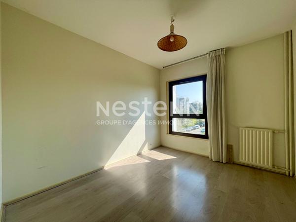 Appartement T4 80m2 2 chambres séjour double loggia et cellier Talence.