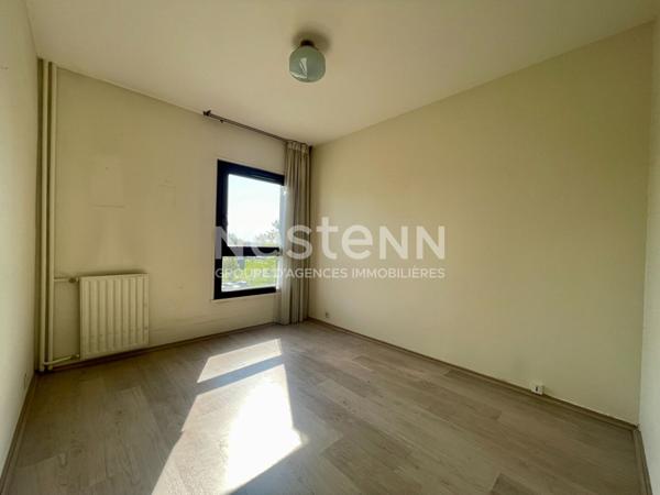 Appartement T4 80m2 2 chambres séjour double loggia et cellier Talence.