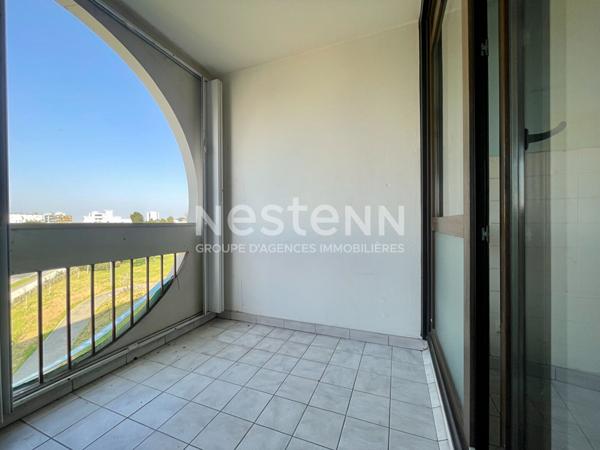 Appartement T4 80m2 2 chambres séjour double loggia et cellier Talence.