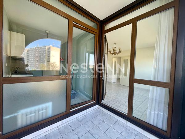 Appartement T4 80m2 2 chambres séjour double loggia et cellier Talence.