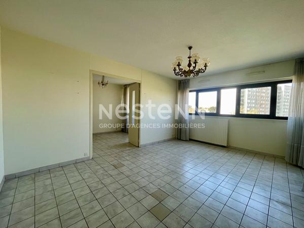 Appartement T4 80m2 2 chambres séjour double loggia et cellier Talence.