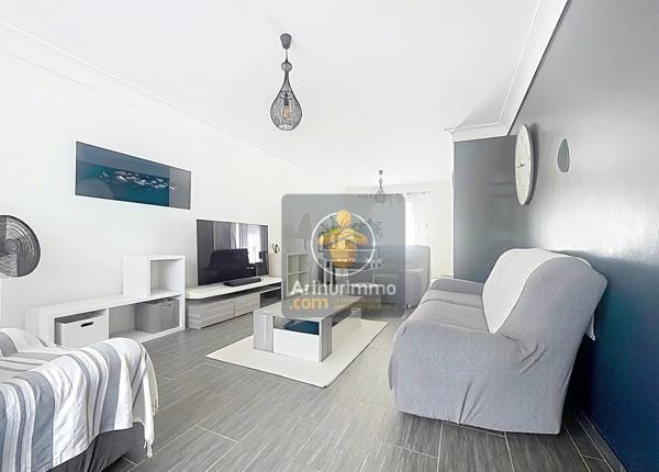 Vente                                                      Maison
                        
                     7 pièces                      144 m2                     à Ormesson-sur-Marne