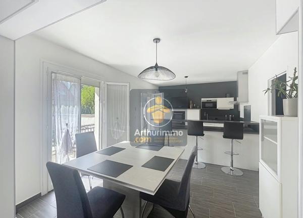 Vente                                                      Maison
                        
                     7 pièces                      144 m2                     à Ormesson-sur-Marne