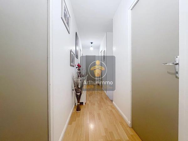 Vente                                                      Maison
                        
                     7 pièces                      144 m2                     à Ormesson-sur-Marne