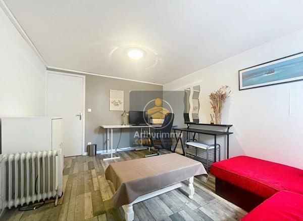 Vente                                                      Maison
                        
                     7 pièces                      144 m2                     à Ormesson-sur-Marne