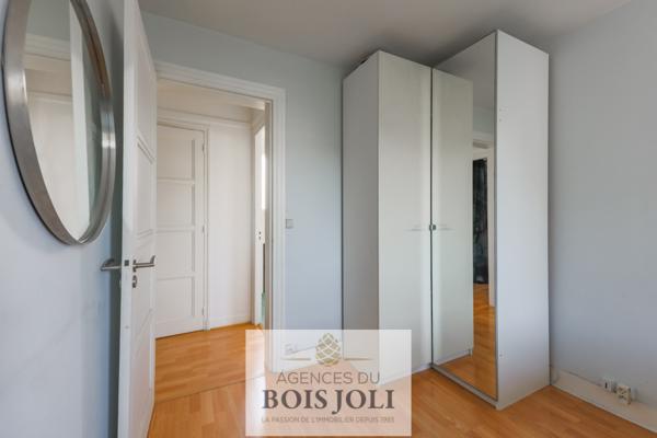 Appartement
                                                                                                                                                                                                                                                                                                                        2 pièce(s)                                                                                                                                                                                                          1 chambre(s)                                                                                                                                                                                                          43  m²