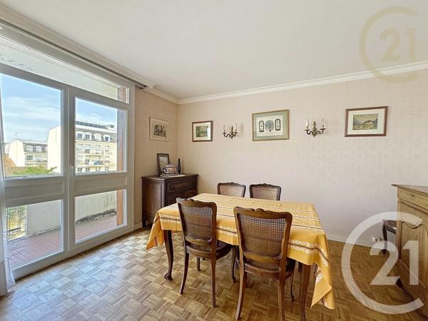 Appartement F5 à vendre  5 pièces - 105,24 m 2   ST FARGEAU PONTHIERRY  - 77
