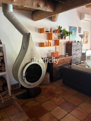 Maison
         7 pièces
        - 240 m² Exclusivité 895 000 € *
