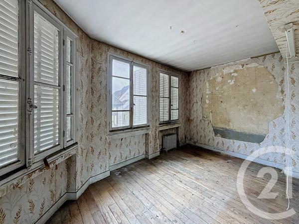 Immeuble à vendre  280,39 m 2   PROVINS  - 77