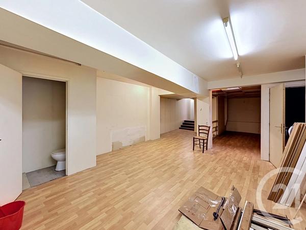 Immeuble à vendre  280,39 m 2   PROVINS  - 77