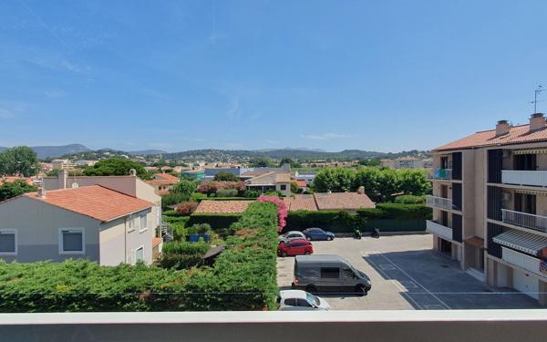 Appartement à vendre    2 pièces • 27,07 m2 Six-Fours-les-Plages