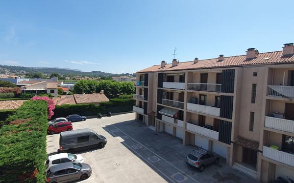 Appartement à vendre    2 pièces • 27,07 m2 Six-Fours-les-Plages