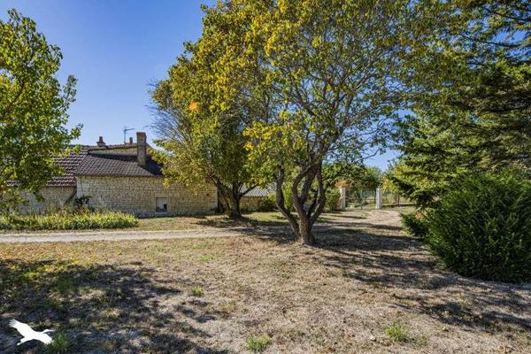 Maison à vendre 205 600 € Ligré 4 p 138 m² DPE E