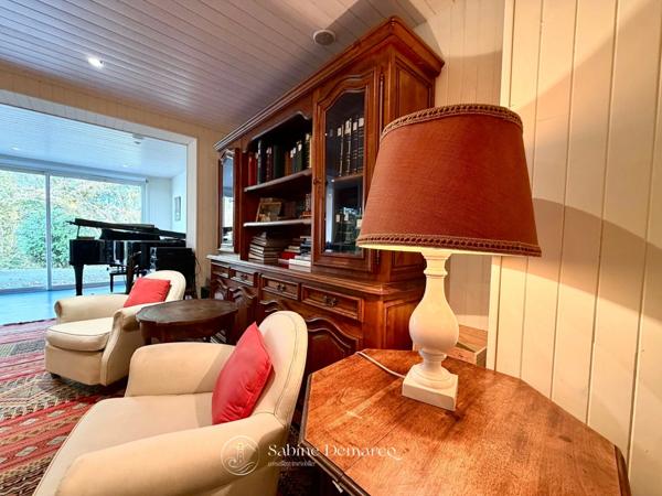 Villa avec piscine à vendre sur ARBONNE