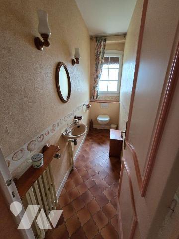 Maison à Vendre à Foucarmont (76340) en Seine-Maritime (76)

Cette maison dispose d'une surfa...