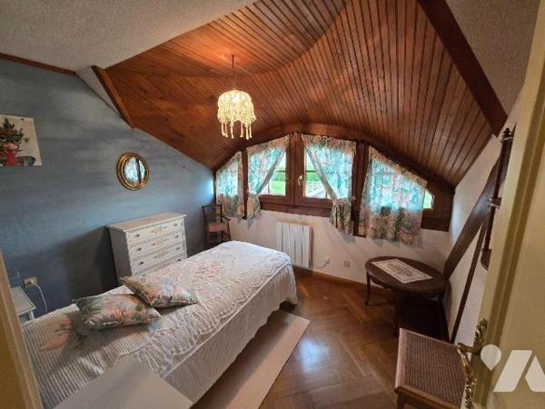 Maison à Vendre à Foucarmont (76340) en Seine-Maritime (76)

Cette maison dispose d'une surfa...