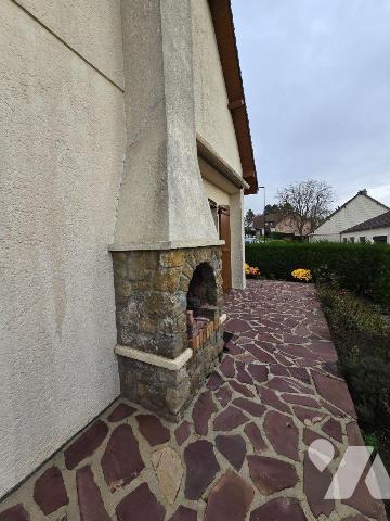 Maison à Vendre à Foucarmont (76340) en Seine-Maritime (76)

Cette maison dispose d'une surfa...