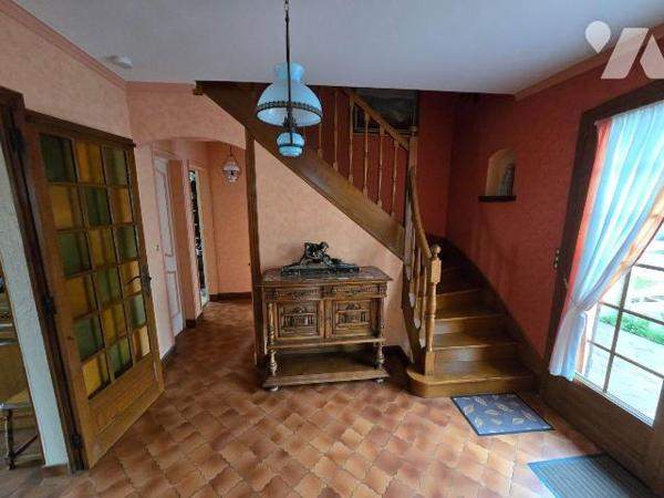 Maison à Vendre à Foucarmont (76340) en Seine-Maritime (76)

Cette maison dispose d'une surfa...