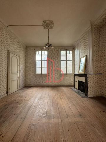 Bureau de 156 m² à louer à Bordeaux Centre